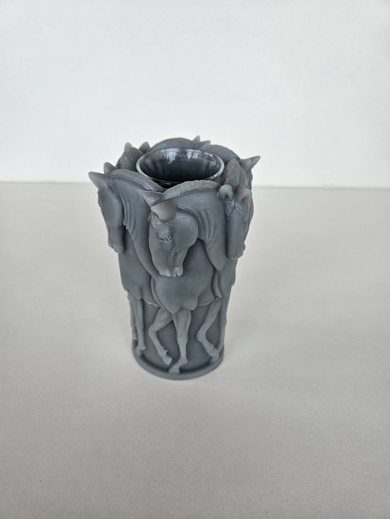 Grijze paardenvaas van Epoxy met glaasje van 60ml - Ø11x17cm - Decoratief - Vaas