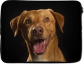 Laptophoes 15.6 inch - Hond - Huisdieren - Portret - Laptop sleeve - Binnenmaat 39,5x29,5 cm - Zwarte achterkant