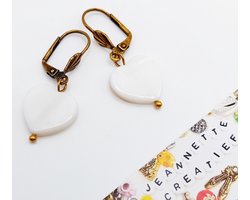 Jeannette-Creatief® - Beach - Oorbellen Brons met Schelp Hartjes - Oorbellen met Hartjes - Schelpkralen - Sieraden met Schelp - Valentijn - Valentijnscadeaus