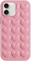 xoxo Wildhearts Heartbreaker Pink telefoonhoesje - Geschikt voor iPhone 12 - Heart case - Hoesje met hartjes patroon - Case met hart - verstevigde backcover - Roze