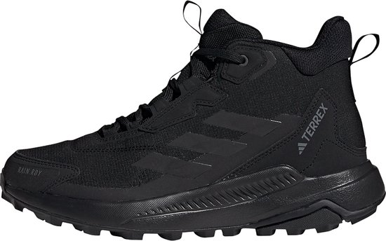 Botte de randonnée mi-haute adidas Terrex noire avec lacets, logos adidas sur le côté et 'RAIN.RDY' à l'avant.