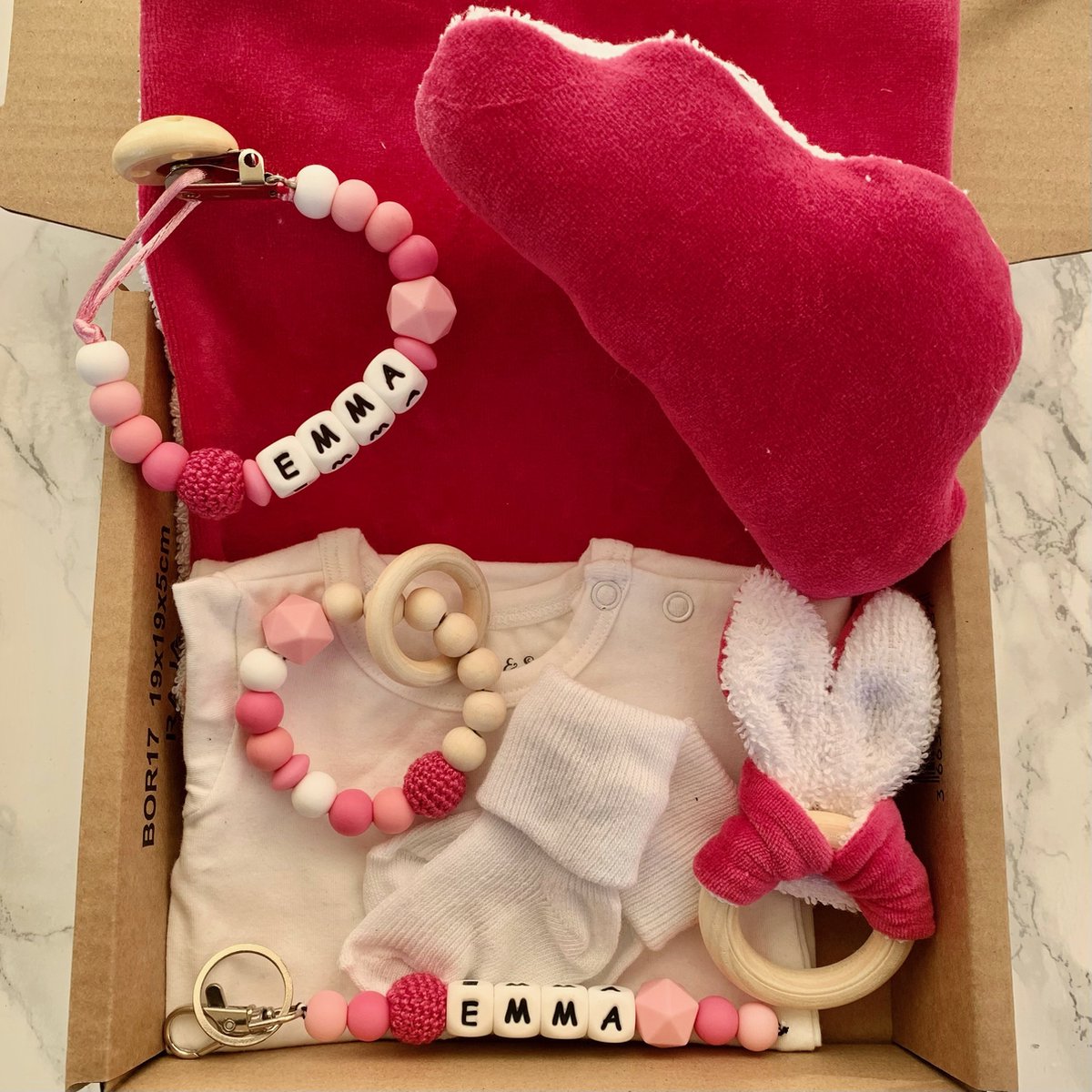 Goedkoopste Giftset babypakket - fuchsia - gepersonaliseerd - verschillende maten
