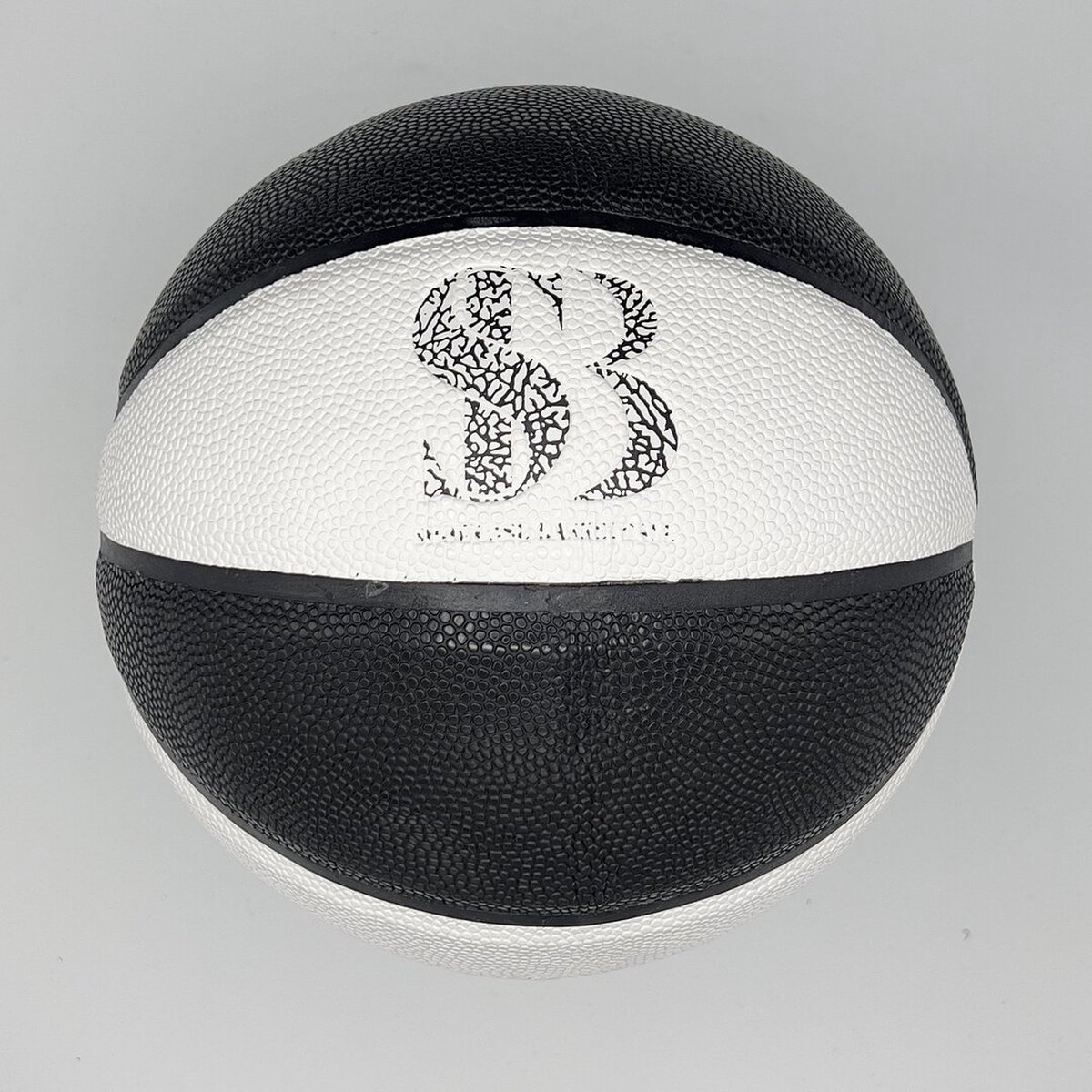 SpecialBalls-Showcase-Basketball-In&Outdoor-ZwartWit-Maat6
