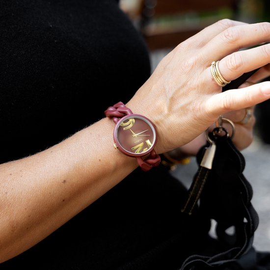OOZOO Timepieces - Montre OOZOO rouge brique avec bracelet à gros maillons rouge brique - C11267