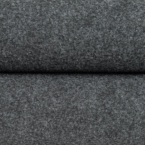 Tapis gris foncé chiné plié en deux