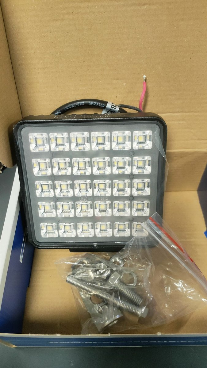 Werklamp-LED-Achteruitrijlamp-IP65 spatwaterdicht-DT-Aanhanger lamp-Trailer lamp- Auto lamp