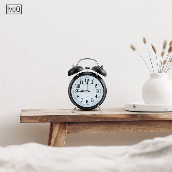 IvoQ Roze Wekker - Dubbele Bel - Retro Stijl - Moderne Functionaliteit