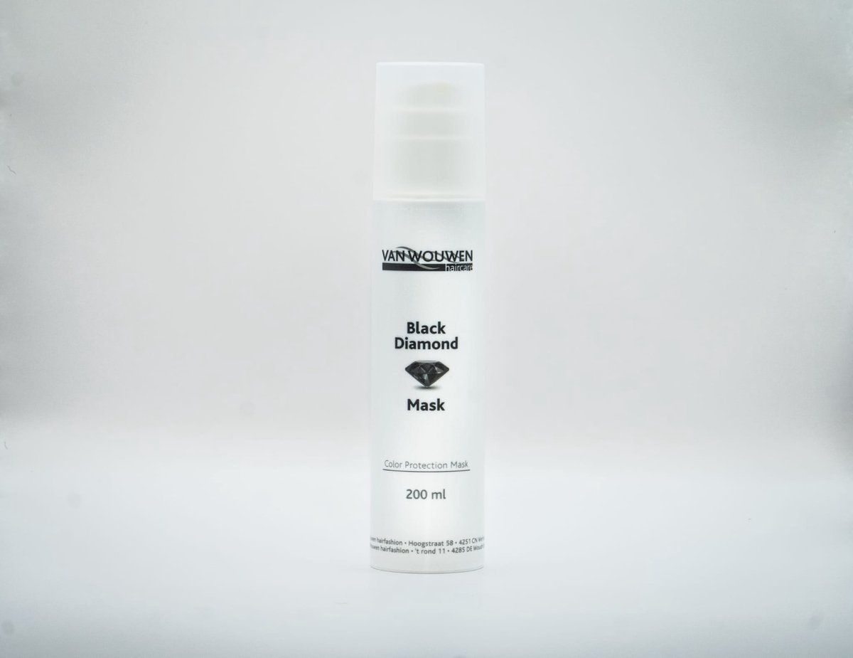 van Wouwen Haircare Shampoo Black Mask 250ML - Douchegel - Cleanser - Moisturizer - Haarverzorging Mannen en Vrouwen - Mini Reisverpakking - Top Kwaliteit