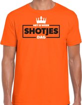 Bellatio Decorations Koningsdag verkleed T-shirt voor heren - shotjes - oranje - feestkleding L