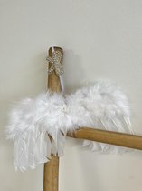 Photoshoot nouveau-né - ailes blanches avec bandeau / séance photo nouveau-né / séance photo bébé / vêtements bébé / cadeau bébé / vêtements bébé