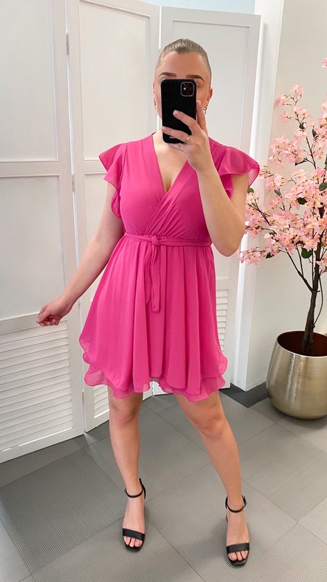 Ruffle jurk - Roze/fuchsia - Zomerjurk met taille riem - Kort jurkje tot de knie - Stretch - Zomerkleding voor dames - Kleding voor vrouwen - One-size - Een maat