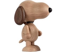 foto van Boyhood Snoopy large 23x11.4x15.6cm oak / smoked stained oak