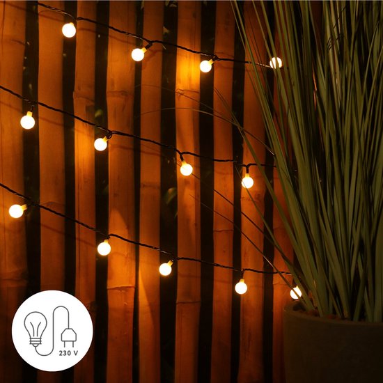 Eclairage de jardin J-Pro - 100 LED Warm 17m - ø2cm - Cordon Blurry Light - Guirlandes lumineuses - Avec prise