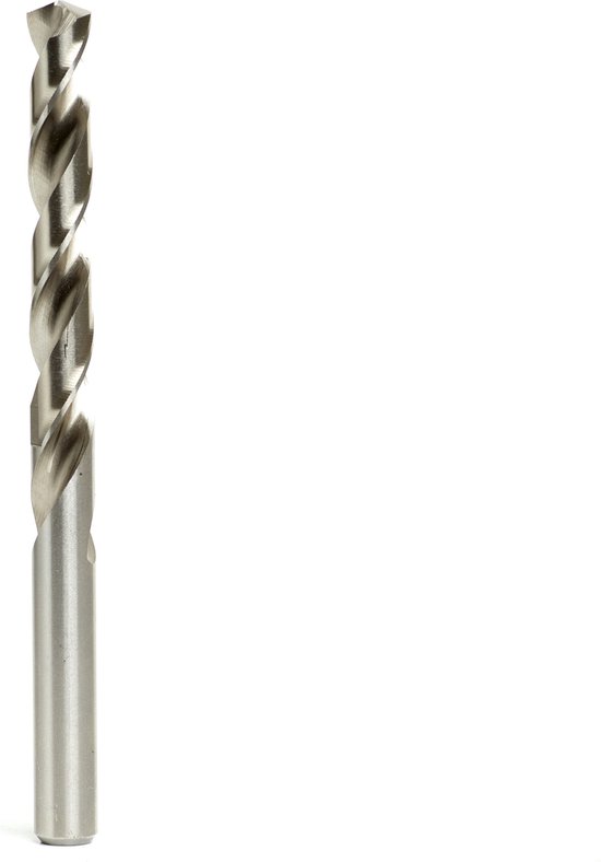 Een enkele metalen spiraalboor met schroefdraad, geïsoleerd op een witte achtergrond.