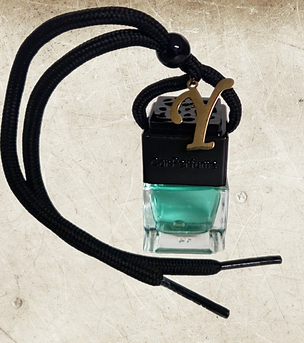 Goedkoopste Autoparfum Golden Gift Letter Y - 8ml - Oosters Hamam - Geïnspireerd door Traditional Hammam Ritual Overseas - Dupe - Geschenk - Car perfume - Gepersonaliseerd met Je Letter - Autogeur - Cadeau - Moederdag - Vaderdag - verjaardagscadeau
