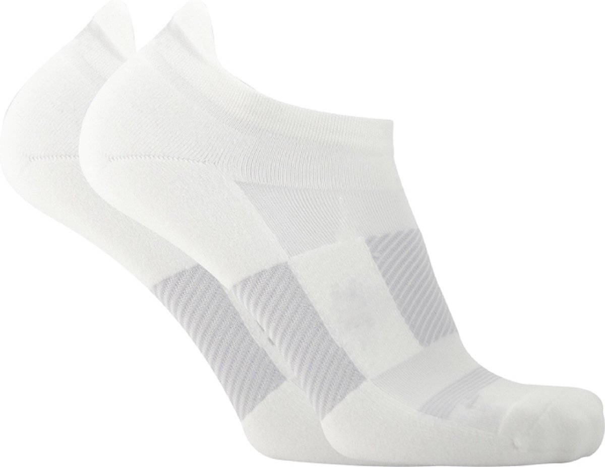 OS1st TA4 thin air compressie sneakersokken maat L (42-46) – wit – sportsokken – verkoelend – temperatuurregulerend - naadloos – voorkomt blaren – verbetert de doorbloeding
