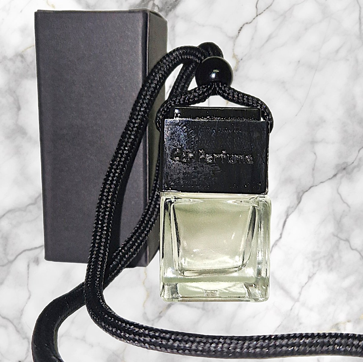 Goedkoopste Autoparfum Black Scents - 8ml - Geïnspireerd door Traditional Ritual Overseas - Dupe - Autogeur - Autogeurtje - Auto verfrisser - Auto luchtverfrisser - Cadeau man - Cadeau heren/Dames - verjaardag - Vaderdag - Moederdag - Verjaardagscadeau