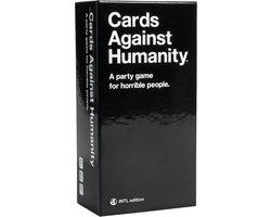 foto van Cards Against Humanity International Edition - Kaartspel