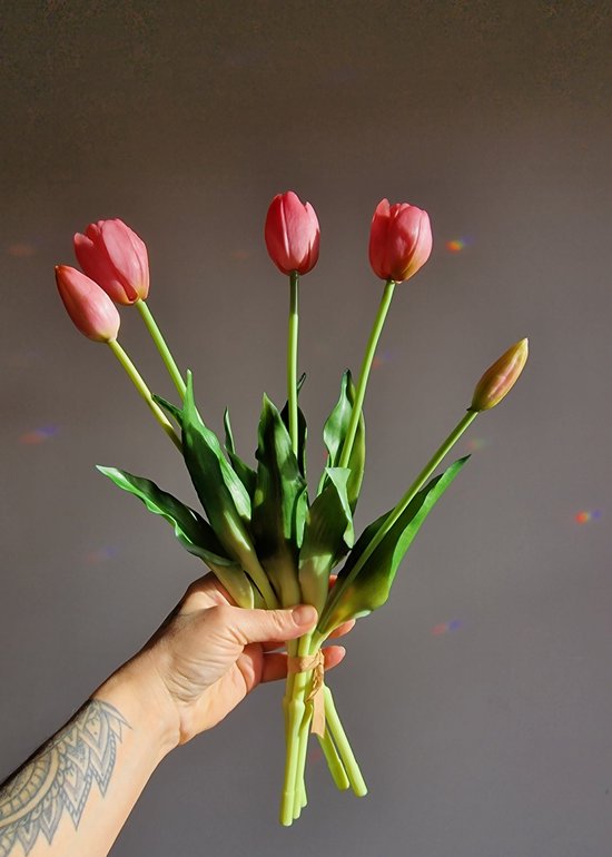 Real Touch Tulips - Pink - Real Touch Tulpen Roze - Donker Roze - Tulpen - Kunstbloemen - Kunst Tulpen - Kunst Boeket - Tulp - 40 CM - Bos Bloemen - Latex Bloem - Bruiloft