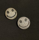 Cara Carmen smiley strass zilver broche