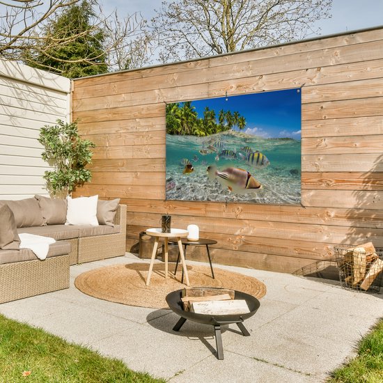 Tuinposter 120x80 cm - Tuindecoratie Strand - Vissen - Tropisch - Poster voor in de tuin - Buiten decoratie - Schutting tuinschilderij - Tuindoek muurdecoratie - Wanddecoratie balkondoek