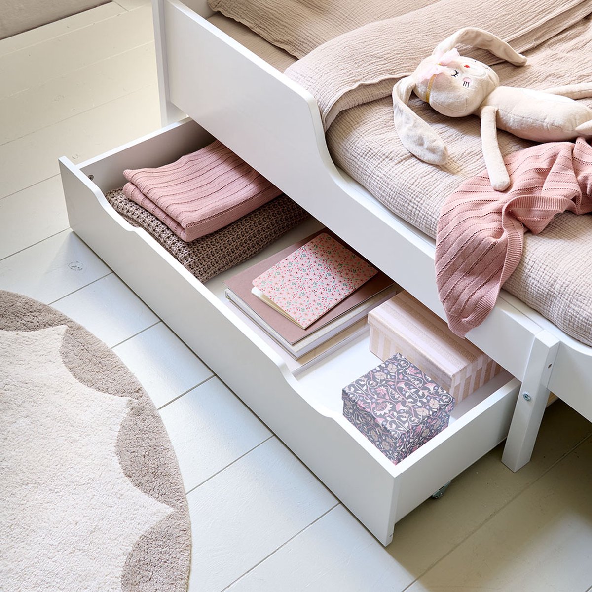 Petite Amélie ® Opberglade op wieltjes - Bedlade - 95 x 80 cm - Extra opbergruimte - Wit