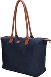 Donkerblauwe nylon tas met bruine leren handvatten, schuin van voren.