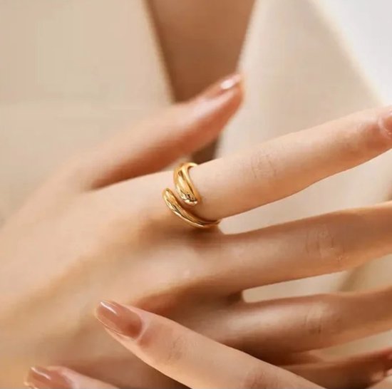 Leerella Bague élégante en or pour femme Taille 7/17,25 mm – Complément parfait à n'importe quelle tenue ! Acier inoxydable indestructible - Cadeau idéal pour la fête des mères, la Saint-Valentin et les anniversaires !