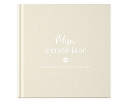Fyllbooks - Baby Boek Mijn Eerste Jaar - Invulboek Baby - Linnen Cover - Beige - Geschikt voor alle Gezinssamenstellingen