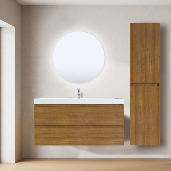 Houten badmeubel met twee dichte lades en een witte wastafel met kraan.