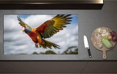 Inductieplaat Beschermer - Ara papegaai vliegt rond over bomen heen - 95x52 cm - 2 mm Dik - Inductie Beschermer - Bescherming Inductiekookplaat - Kookplaat Beschermer van Zwart Vinyl