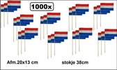 1000x Zwaaivlaggetjes op stok rood/wit/blauw - Zwaai vlaggetjes Holland EK voetbal thema feest nederland Koningsdag festival uitdeel