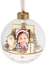 HAES DECO - Foto Kerstbal XL voor pasfoto 3,5 x 4,5 cm - Kerstbal Wit met Kerstman - Rond 10 cm - Kerstdecoratie voor Binnen - LS447HS