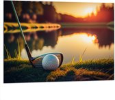 Dibond - Golf - Golfbal - Golfclub - Zonsondergang - Gras - Water - 100x75 cm Foto op Aluminium (Met Ophangsysteem)