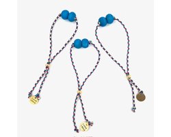 Luna-Leena duurzame armband - blauw - L28cm - gerecycled - houten kralen van bestaande kettingen uit Nepal - one size 14+ - handgemaakt in Nepal - armbanden - bracelet blue - trendy - feestje - voor elke dag - vintage look - cadeau - sieraad