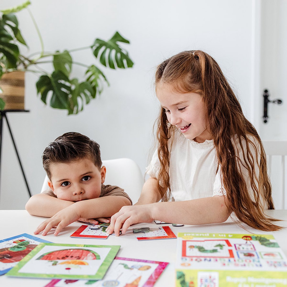 Rupsje Nooitgenoeg puzzel 4 in 1 educatief peuter speelgoed - kinderpuzzel 4x6x9x16 stukjes leren puzzelen - cadeautip puzzel 3 jaar en ouder - Bambolino Toys — afbeelding 4