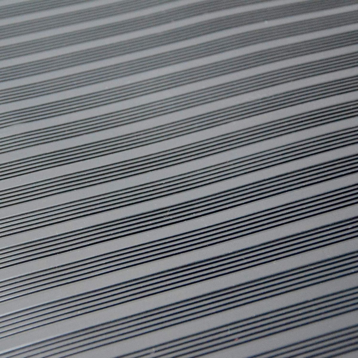 Rubberen mat geurarm ribbelplaatmat vloermat ribbelplaat-look TPE Premium rubberloper 100 cm breed 3 mm zwart 260 x 100 cm