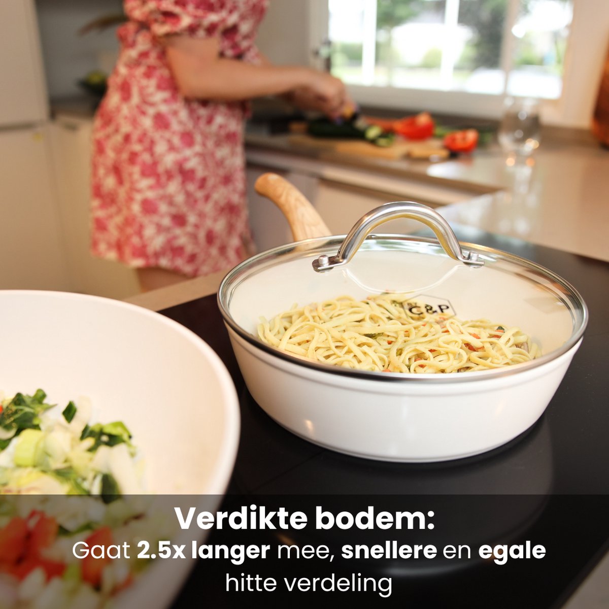 Cook & Pan 9-Delige Pannenset Crème - PFAS vrij - Alle Warmtebronnen - Pannen Set met 7 jaar Garantie - Krasbestendige Anti Aanbaklaag - Vaatwasserbestendig - Gas, Inductie, Elektrisch, Oven - Koekenpan, Wokpan, Steelpan, Hapjespan, Kookpot - Beige – foto 7