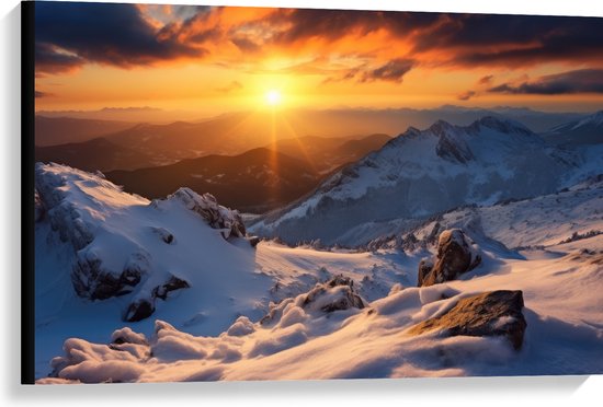 Canvas - Uitzicht op Zonsondergang vanaf Besneeuwde Berg - 90x60 cm Foto op Canvas Schilderij (Wanddecoratie op Canvas)