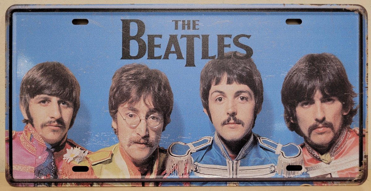 The Beatles yellow submarine License plate wandbord van metaal METALEN-WANDBORD - MUURPLAAT - VINTAGE - RETRO - HORECA- BORD-WANDDECORATIE -TEKSTBORD - DECORATIEBORD - RECLAMEPLAAT - WANDPLAAT - NOSTALGIE -CAFE- BAR -MANCAVE- KROEG- MAN CAVE