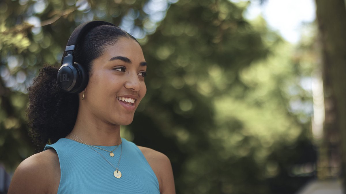 JBL Live 670NC - Draadloze Noise Cancelling Koptelefoon - Bluetooth - On ear - 65 uur batterij - Adaptive ANC - Zwart — afbeelding 5