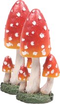 Decoratie huis/tuin beeldje paddenstoelen - 2x - hoge hoed - vliegenzwammen - rood/wit - 10 cm