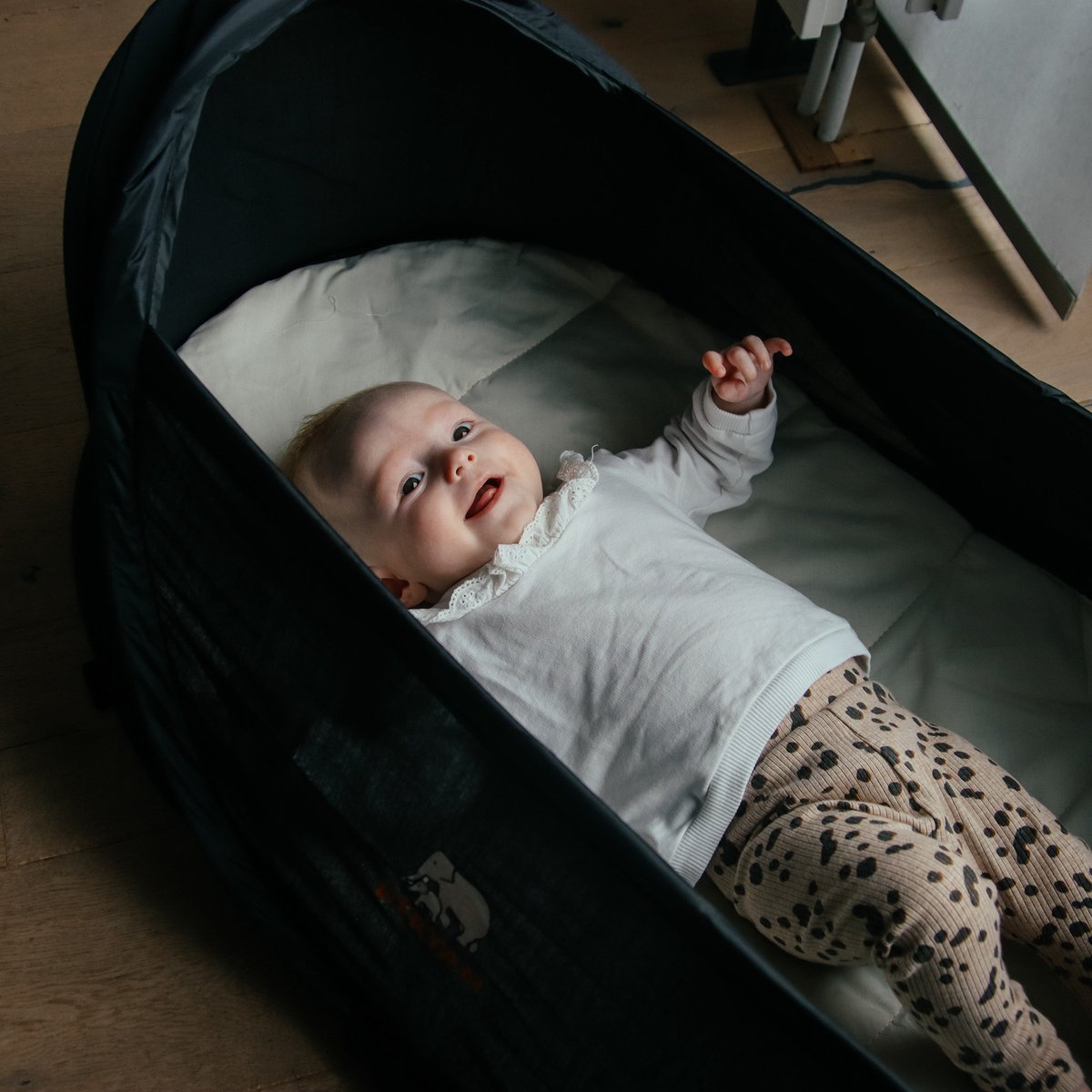 Deryan Luxe Infant Inklapbare Campingbedje - Baby klamboe - Zwart thumbnail 2