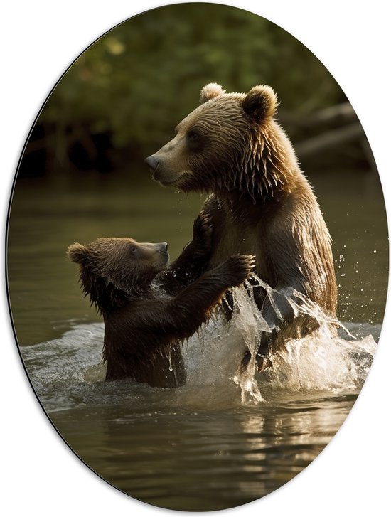 Dibond Ovaal - Volwassen en kleine beer spelen en wassen in het water - 51x68 cm Foto op Ovaal (Met Ophangsysteem)