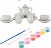 Ilso Doe-Het-Zelf Servies Beschilderen Pakket - Keramisch Speelgoed servies - DIY - kopjes - schotels - theekan - suiker pot - melk kan