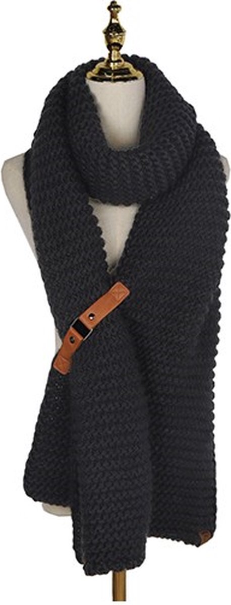 Zwarte Iceland sjaal | winter accessoire | modetrend | mix&match | imdutch |
