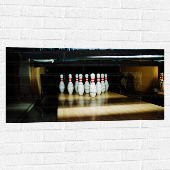 Muursticker - Bowlen - Pionnen - Baan - Sport - Hobby - 100x50 cm Foto op Muursticker