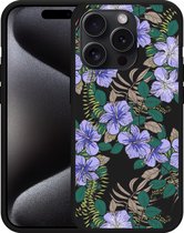 Cazy Hoesje Zwart geschikt voor iPhone 15 Pro Max Purple Flowers