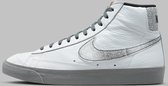 Nike Blazer Mid '77 EMB - Sneakers Maat 42.5