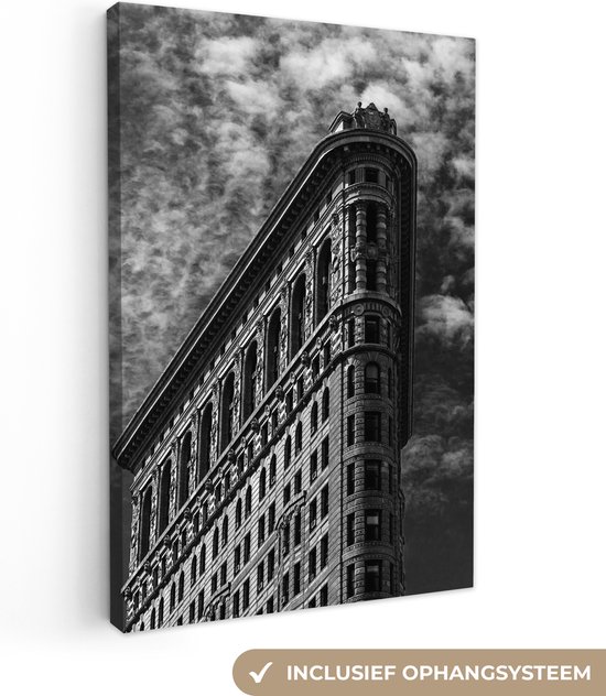 Canvas schilderij - Architectuur - New York - Flatiron - Zwart wit - Foto op canvas - Canvas doek - 80x120 cm - Schilderijen op canvas